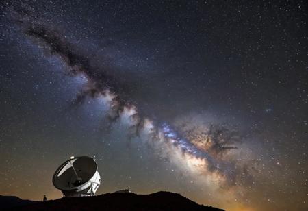 El Leoncito Telescopic Observatory in El Leoncito National Park, San Juan Province, an ideal place for observation with nights of deep darkness, without pollution, cloudless 270 to 300 days a year, low humidity. The telescope, 2.15 m in diameter and installed at an altitude of 2,552 m, is used by researchers for several programs: the origin of stars, the chemical evolution of the galaxy, the speed of the galaxy's retreat, the Magellanic Clouds, the closest galaxies to Earth. In the same province, the Félix Aguilar Observatory has discovered several asteroids with its Carlos Cesco astronomical station, located at an altitude of 2,348 m.