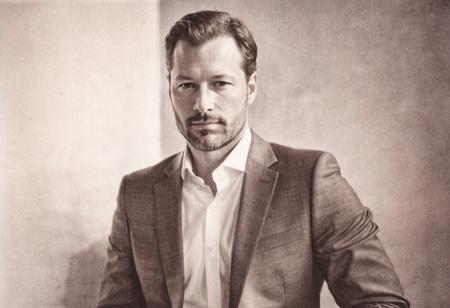 lith_argenta_beh1w_extrahart,  instagram photo, portrait photo of 30 y.o. german man (CEO of a big company) in buisiness dress, perfect detailed eyes, natural skin, hard shadows, film grain