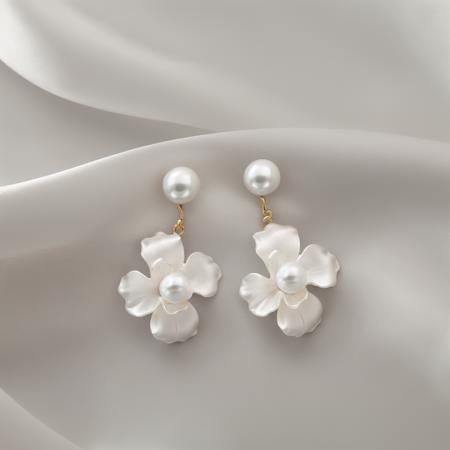 huan, flower earrings, pearl earring, flower, white flower, smooth silk, simple background,
 <lora:ershiv2:1>
