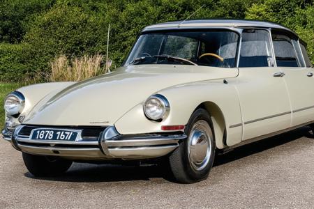 Citroën DS - French executive car v1.0