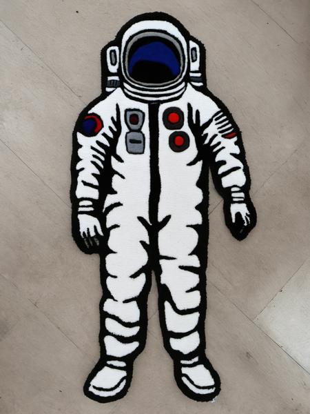 <lora:tufted_rug_style_xl_v1:1> man in a spacesuit, tufted rug style