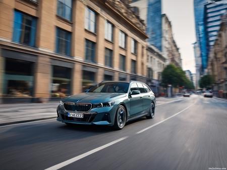 BMW i5 touring