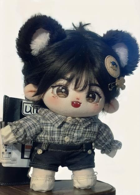 mianhuawawa, animal ears, solo, black hair, looking at viewer, shorts, simple background, white background, hair ornament, male focus, plaid, 1boy, short hair, hairclip, full body, long sleeves, bag, closed mouth, animal ear fluff, :3, standing, black eyes, bangs, fangs, food, brown shorts, hair between eyes, grey eyes, shoulder bag, shirt, pout, handbag, mouse ears, plaid shirt, sleeves past wrists
<lora:mianhuawawav2:1>,