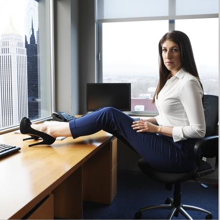 Mayim Bialik - SDXL v1.0