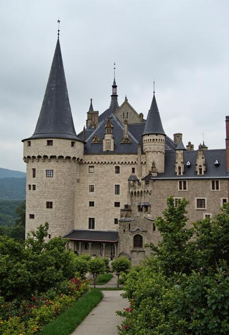 Castle v1.0