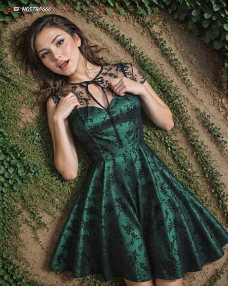 Goth Emerald Dress v1.0