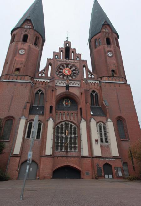 Background_-_North_German_Downtown-000006.safetensors