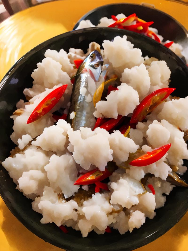 Hainan Yucha (Hainanese Pickled Fish)/海南鱼茶 image by Abe_Shinsou