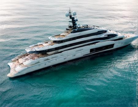 <lora:Yacht:0.9> , Yacht , sea , sky , black , very high quality , blue sky , turquoise sea