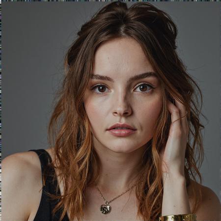 👑 Lauren Mayberry (Flux) 🎤 v1.0