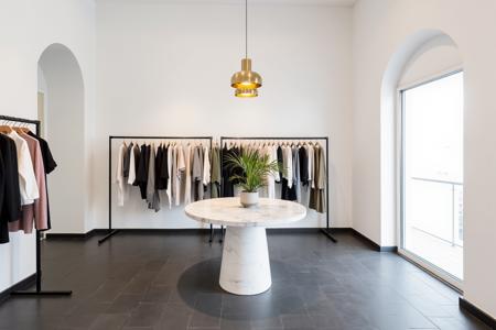 Flux-High-end clothing store v1.0