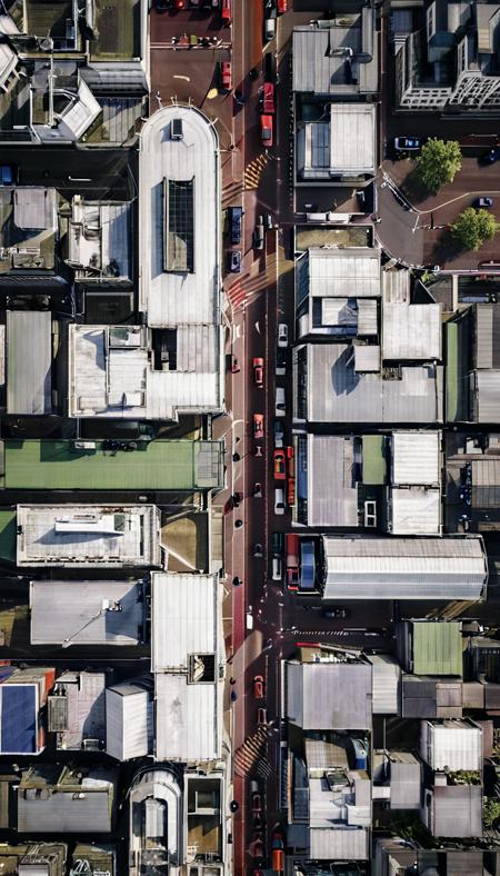 london <lora:DD-above-v1:1> above