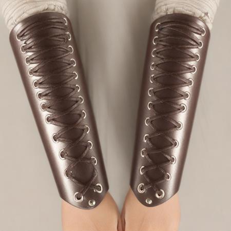 Lace-Up Leather Bracers [Clothing] V1
