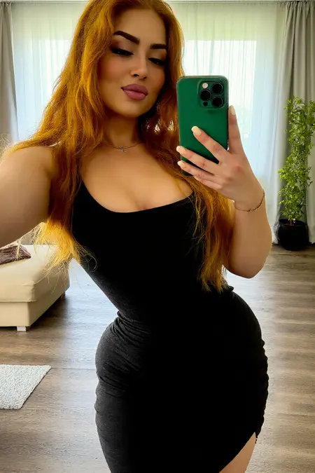 Chroma Shot on Iphone lora