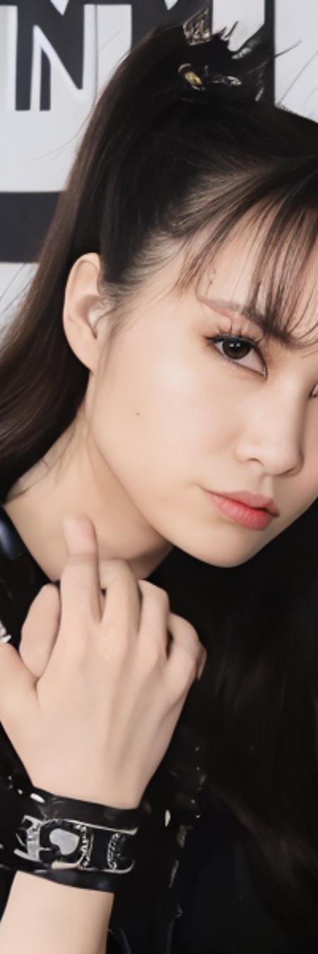 a woman  <lora:Moametal-10:0.6>