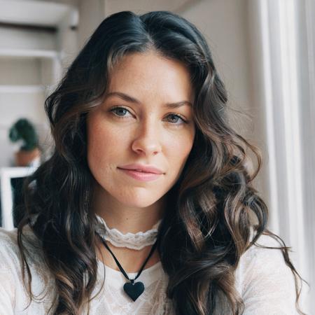 Looking straight at the camera, Film grain, skin texture, Instagram closeup selfie of a woman with beautiful wavy hair wearing a heart necklace,f/1.8,wearing a turtleneck shirt, evxlilly,   <lora:evlilly_juggerX_xl_1_wocap_merger_57_99_144_03_015_055_04_107_06-evxlilly:1.05>