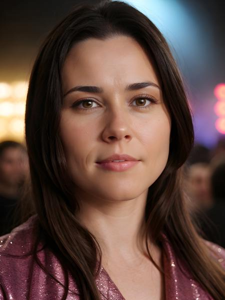Linda Cardellini - v2.0 | Stable Diffusion LoRA | Civitai
