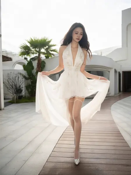 Qwen Real Hasselblad Quality//千问真实哈苏画质