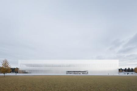 RAW photo, architecture over exposed photography, <lora:nunu-XL:0.8>, future minimal ((one-storey)) museum in norway,
designed by SANAA,
made of white glass,
form inspired by soft architecture,
early morning shot,
((white overcast sky)), diffused light, ISO 1600, ((blind facade)), Nikon AF-S 70-200mm f/2.8G ED VR II, long exposure, super realistic, 8k, professional photography