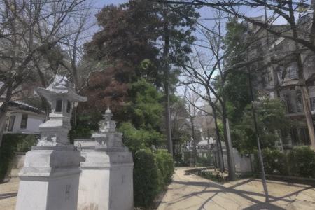 masterpiece, best quality, ultra-detailed, illustration,
jinzya, shrine, tree, real world location, outdoors, scenery, torii, day, sky, road, blue sky, traditional media, building, stone lantern, realistic, 
 <lora:jinzya_V1:1:XYZ>