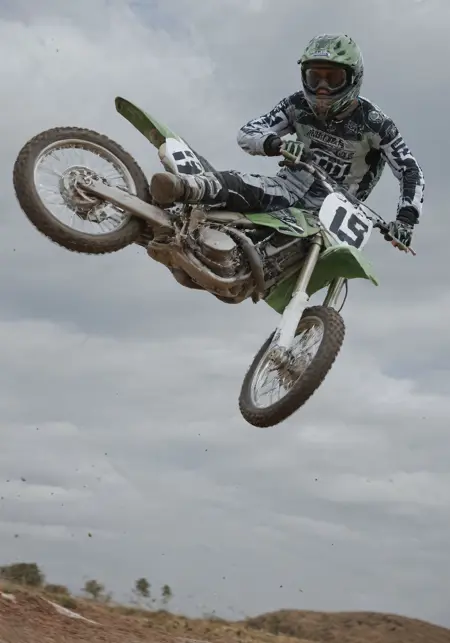 MOTOCROSS 🎬​ BY STX