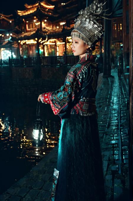 1girl,solo,east asian architecture,architecture,night,outdoors,hat,rain,building,standing,traditional clothes,holding,long sleeves,tree,<lora:miaolan2-000018:1>,upper body,