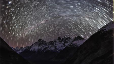 Rotating star trails v1.0