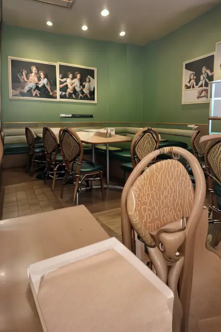 ファミレスSの店内 / Inside a family restaurant S / SD15