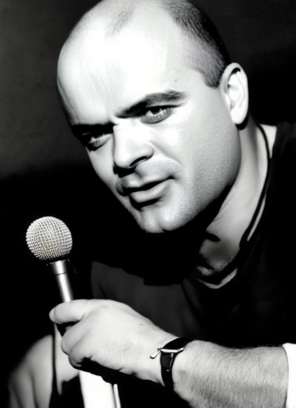 Luca Prodan image by yak_vi