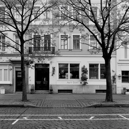 KB_Kentmere400_FLUX V1