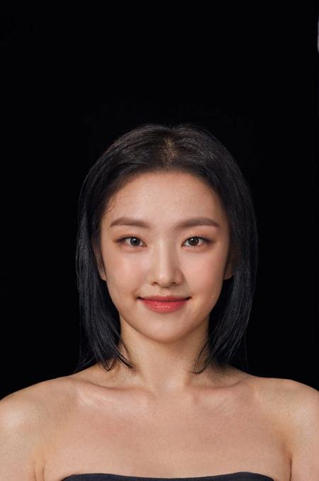 Weeekly Soeun (박소은) Lookalike v1.0