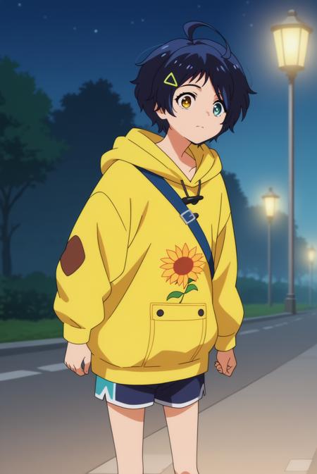 ai ohto, heterochromia, yellow hoodie, hood down, solo, short hair, hair ornament,shorts