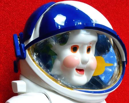 An astronaut dollzy1, Very detailed, clean, high quality, sharp image