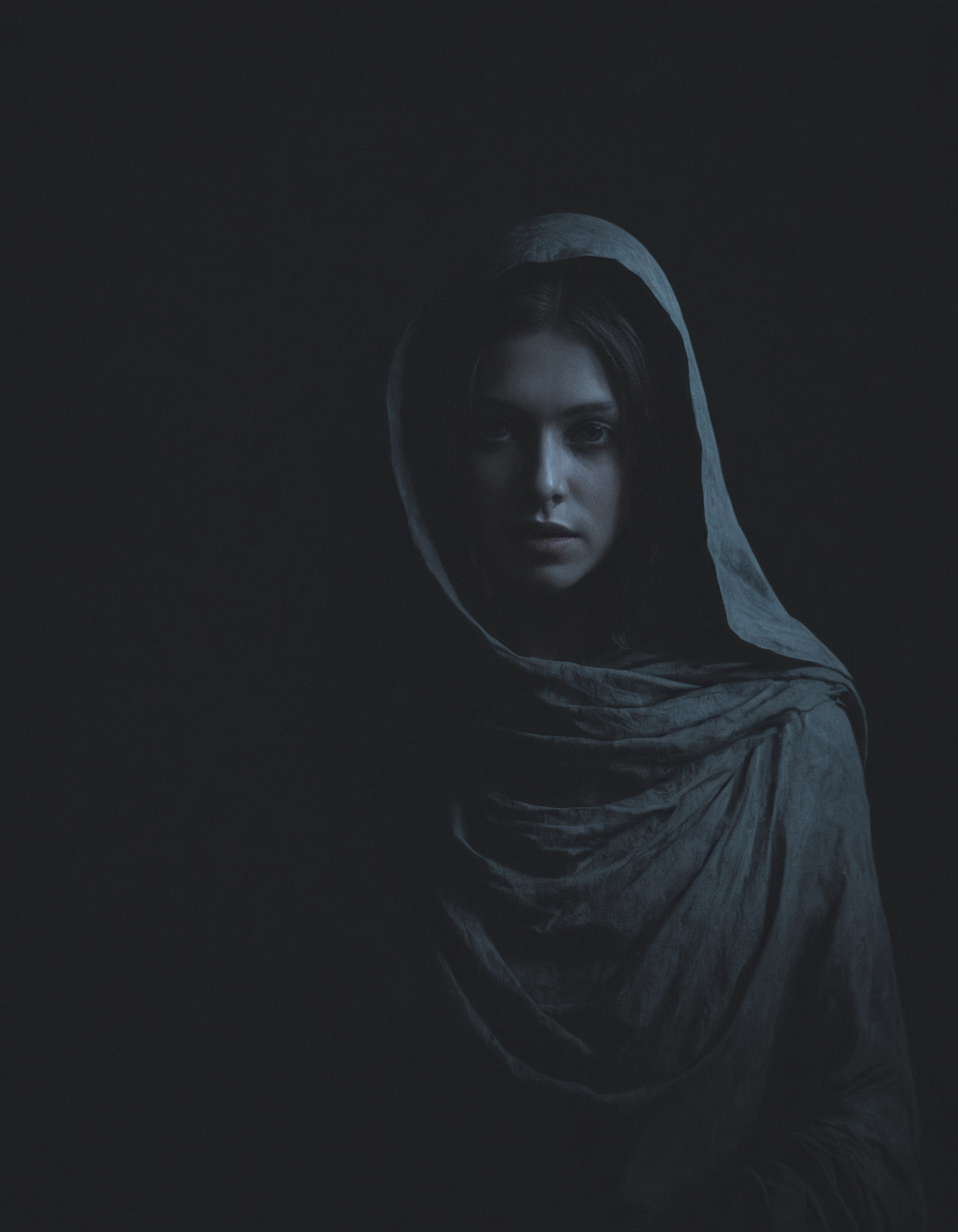 pronpt ., masterpiece, best quality, absurdres,, <lora:Abstract Concept-Dark:0.0>,concept art,(dark,dark aura:1.2),dark background,vanta black light,