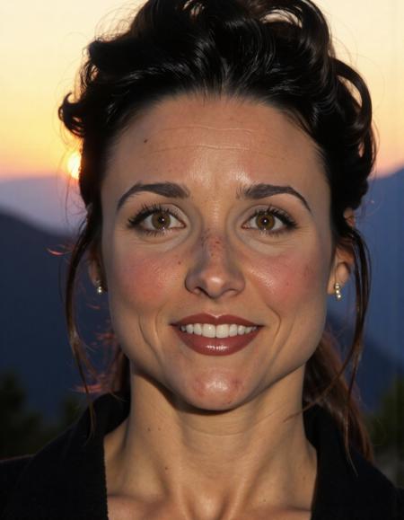 Julia Louis Dreyfus (Ca 1995) v1.0