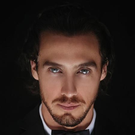 Eugenio Siller vXL 1.0