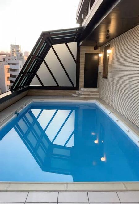 那个泳池-Hanazono Room-はなぞのルーム Qwen-yongchi