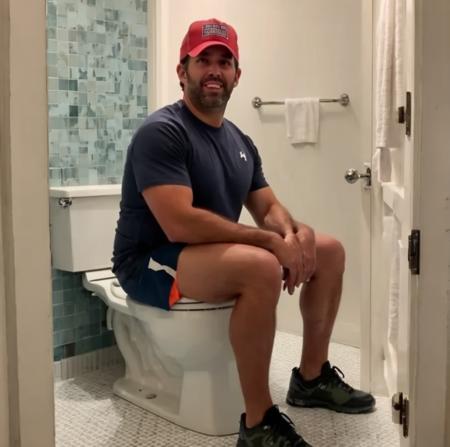 <lora:Donald Trump Jr. -(Trigger is Donjr Person):1>donjr person is sitting on a( toilet car seat, holding a sign that says "BIG TRUMP TURD":1.4)