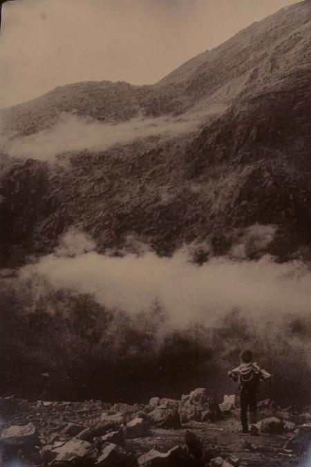lith_Agfa_Geveart_Brovira_BW22a, a foggy mountain, lord of the ring style