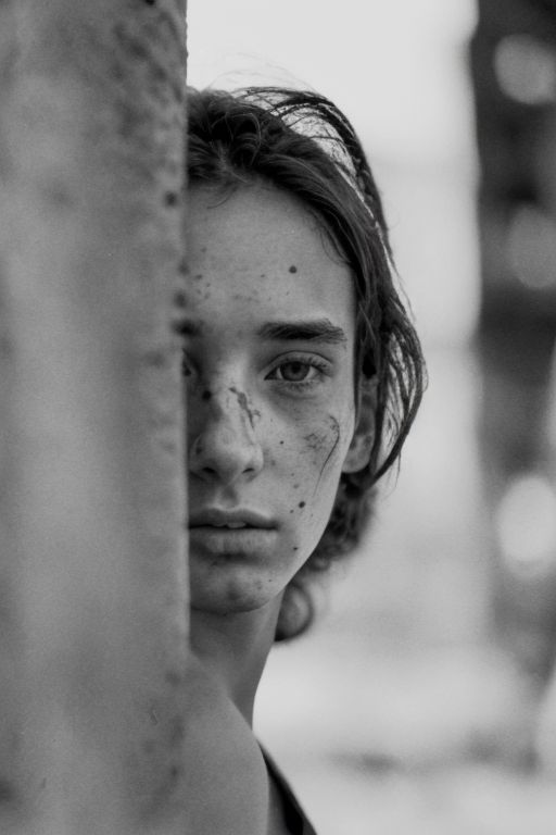 KB_AgfaCA20, instagram photo, portrait photo of 20 y.o french woman, perfect detailed eyes, natural skin, hard shadows, film grain