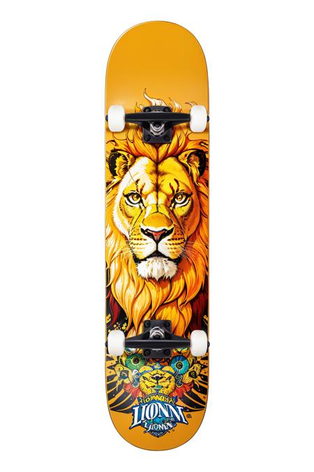 (Realistic:1.5) EdobSkate, (lion savana:1.3), <lora:EdobSkate_v1.0:0.8>, hyperdetail