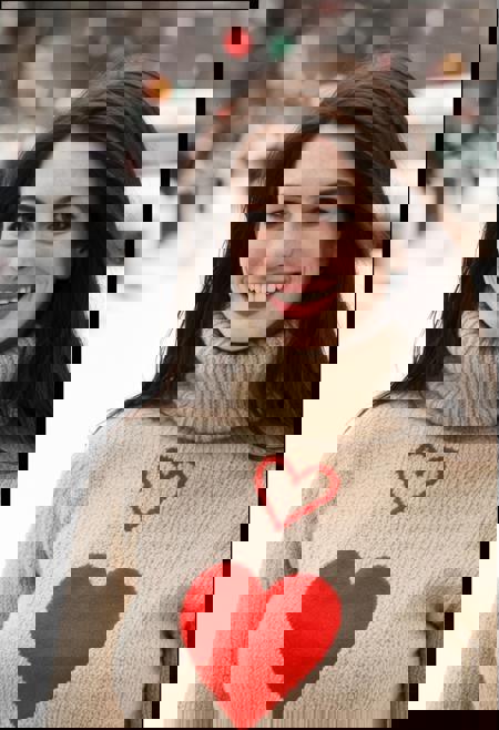 Anne Hathaway (BigLust) v1.7