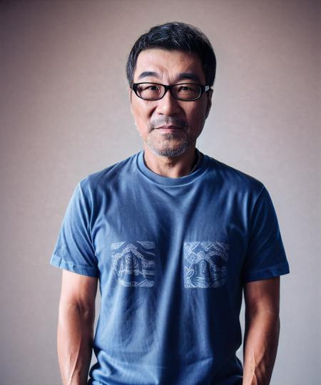 (A medium photo of a middle-aged man,lzs,aged up),wearing(blue T-shirt),smile,upper body,simple background
(masterpiece) (photorealistic:1.2) (best quality) (detailed skin) (intricate) (8k) (HDR) (cinematic lighting)