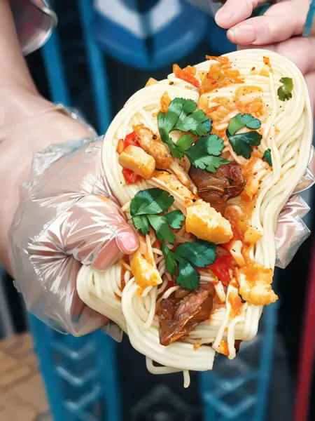 Wuxiang Roll with Noodles/Wuxiang Mian(separated version)/闽南小吃五香面/豆干面份(单独版本)