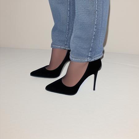 Jeans with Socks and Pumps Jeans with Socks and Pumps