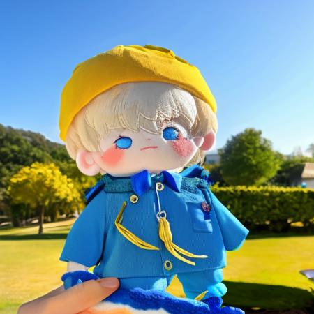  <lora:mianhuawawa:1> mianhuawawa, a stuffed doll of a boy, golden short hair, blue eyes