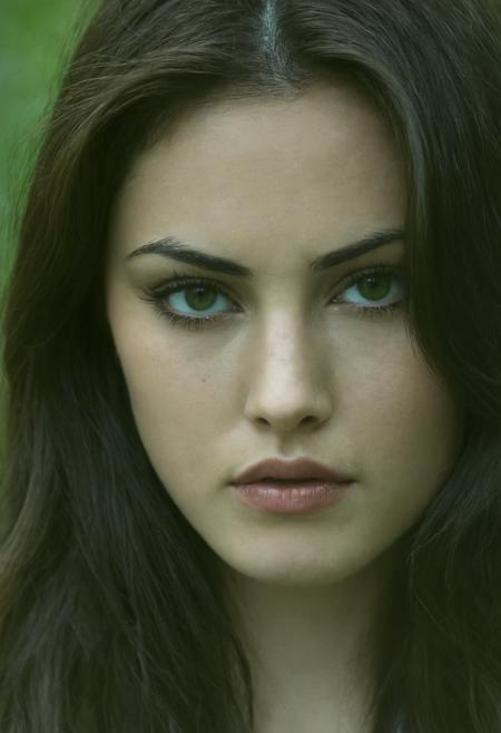 Phoebe Tonkin v1.0