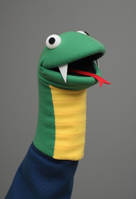 Stupid Snek Puppet | Flux.D Flux.D